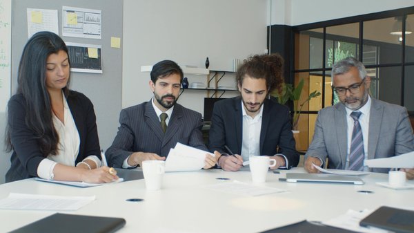 Optimisez vos projets avec un consultant projet européen